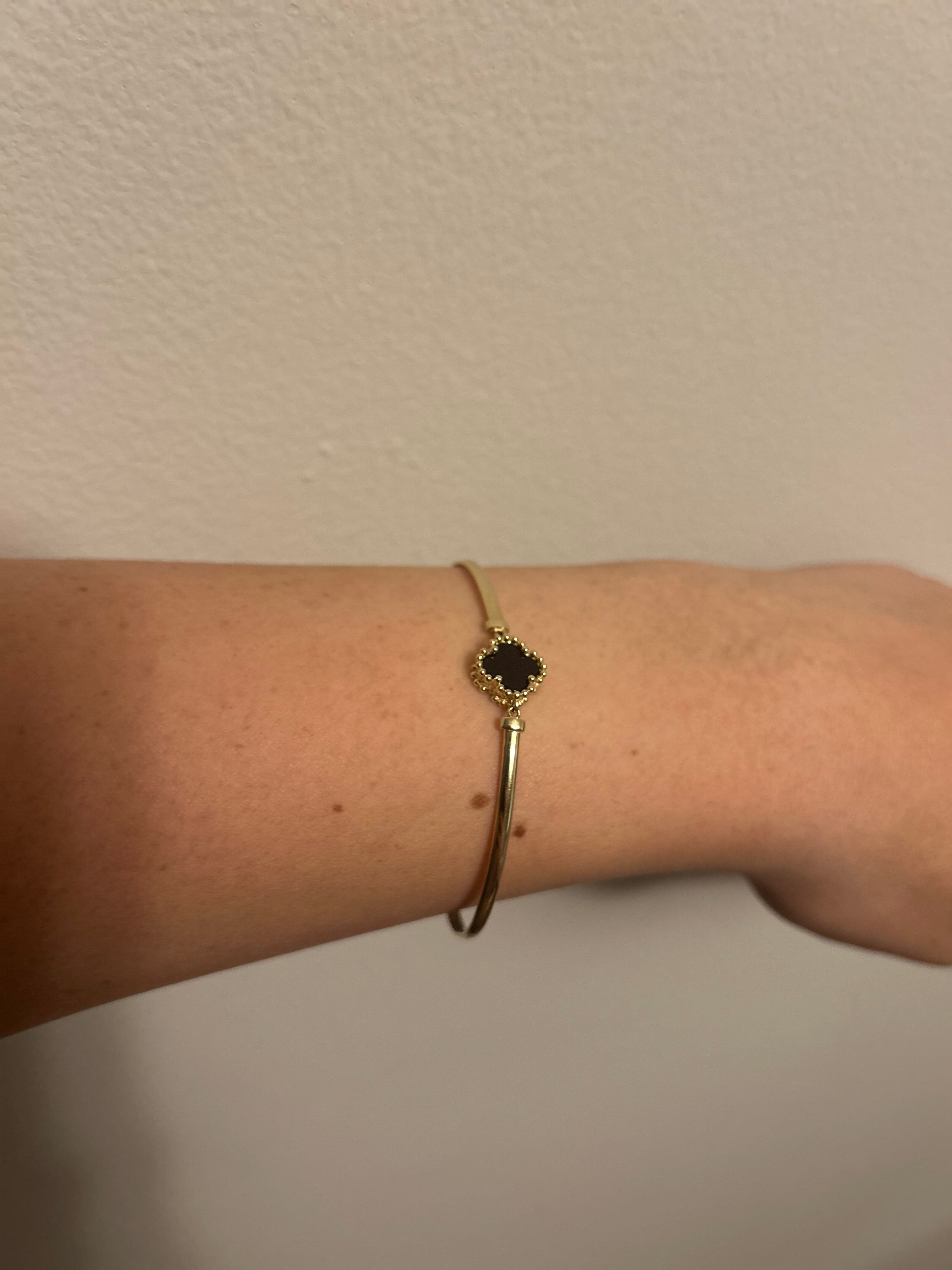 14K Baby Clover Bangle