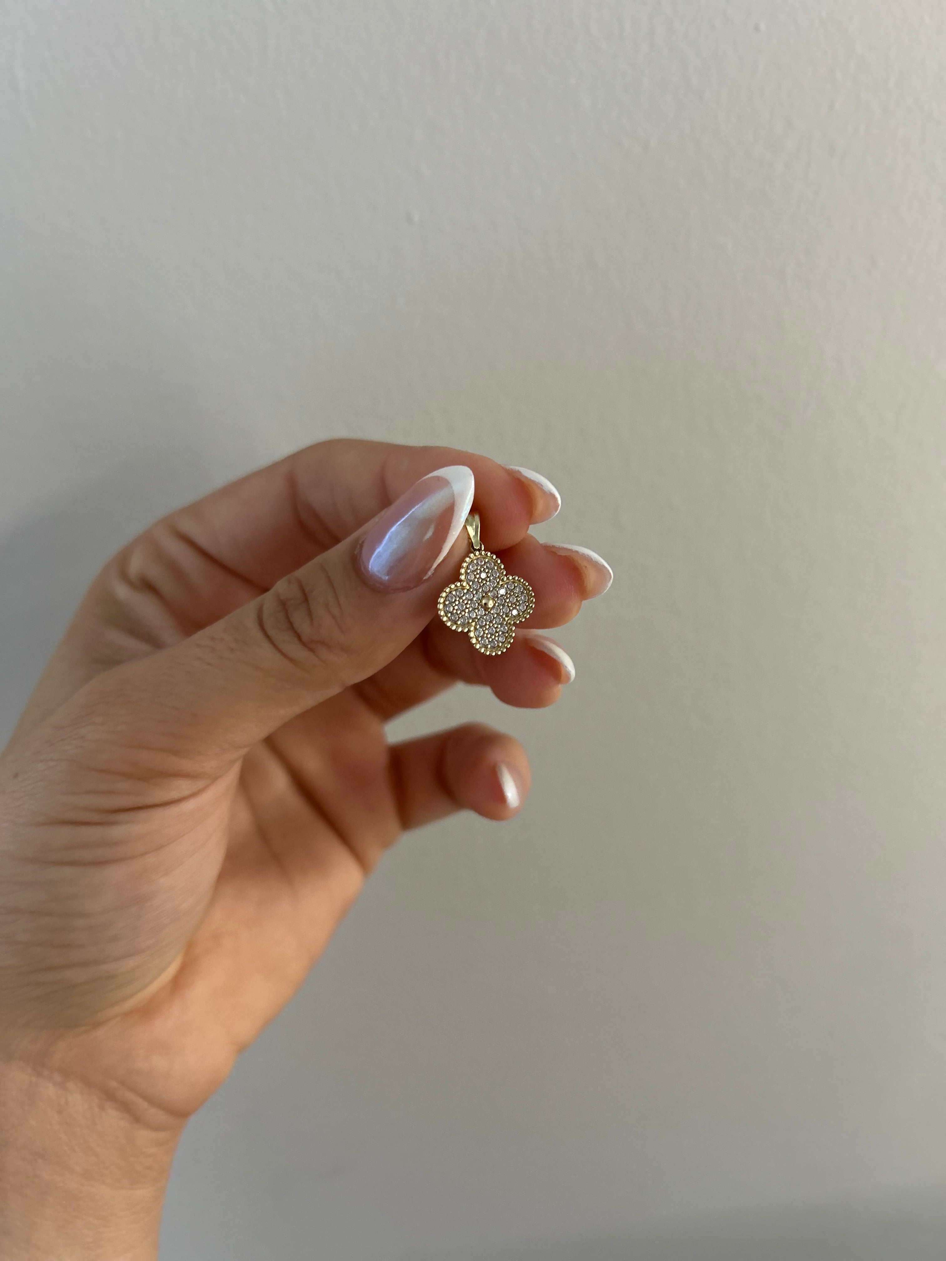 14K Clover Pendant